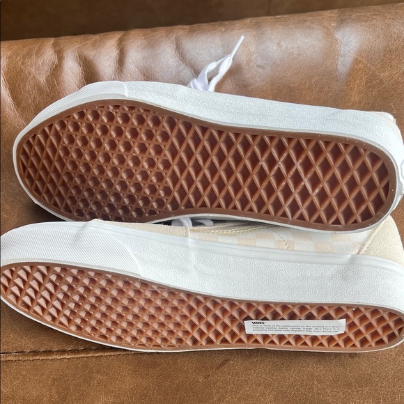 Vans Off-White High-Top Sneakers - Picture 3 of 3